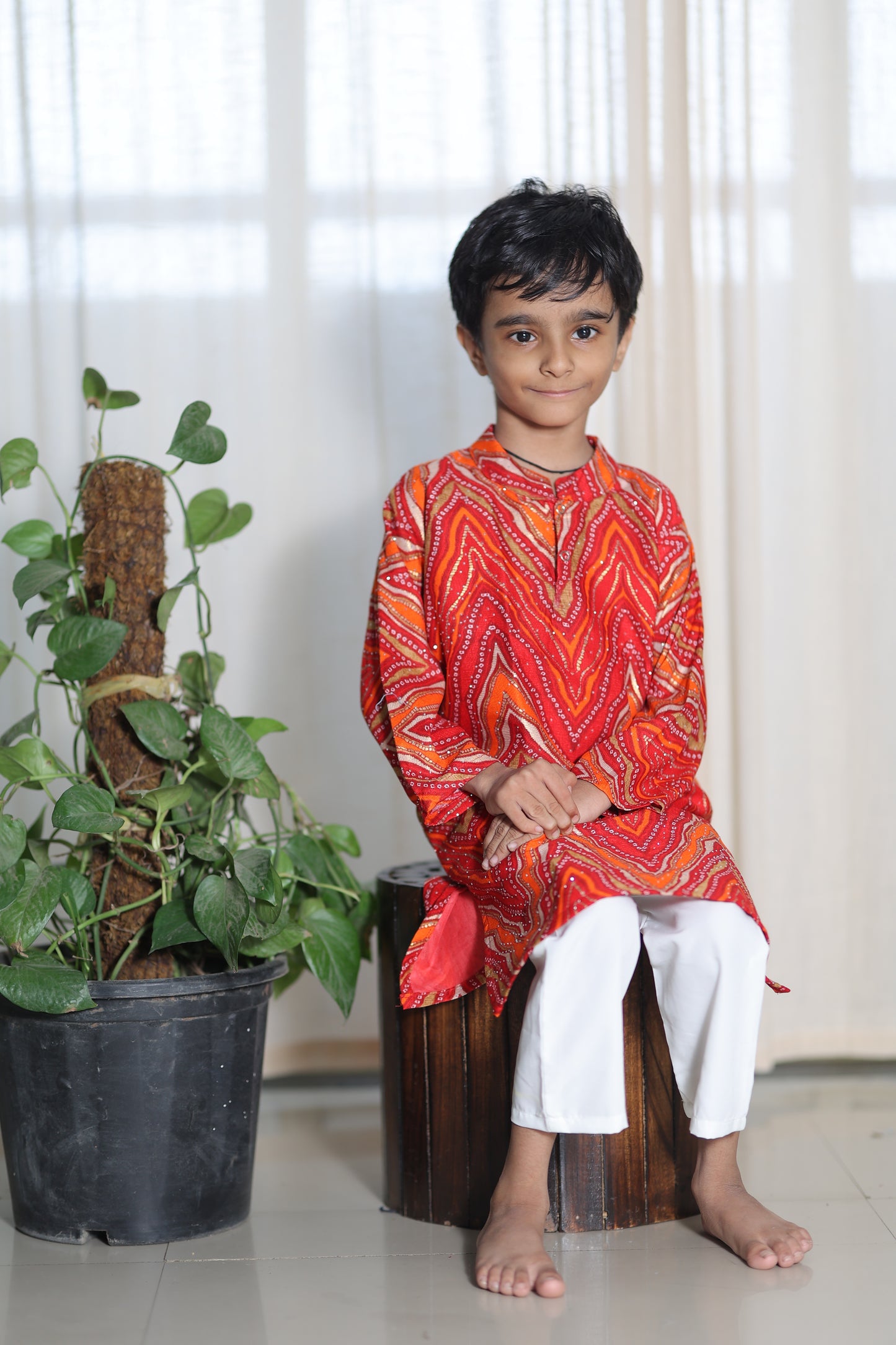 Elegant Kids' Kurta Pajama Set – Comfort Meets Tradition!