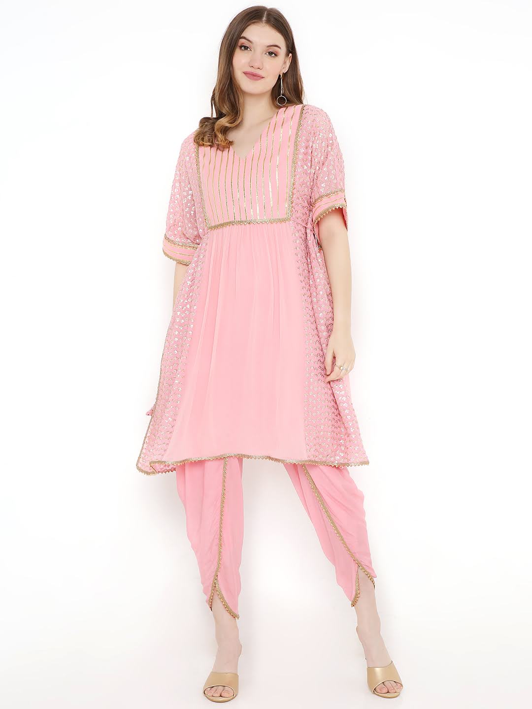 op-Kaftan with an embroidered panel with gota yoke details. - www.styletriggers.com