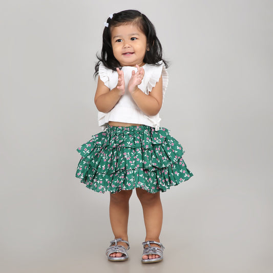 Chic ruffled skirt with pleated sleeve top set