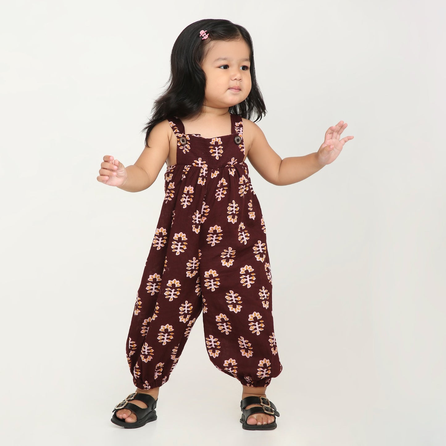 Printed cotton sleeveless jumpsuit for baby girls
